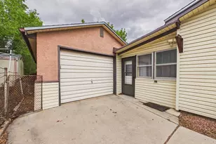 1615 Englewood Dr, Pueblo, CO 81005 - Photo 34
