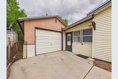 1615 Englewood Dr, Pueblo, CO 81005 - Photo 36