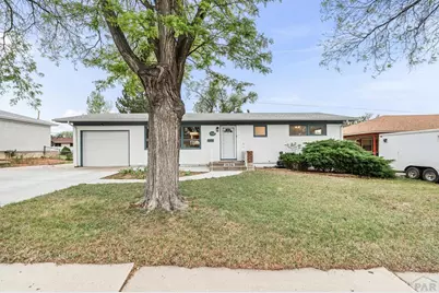 1806 Mackenzie Rd, Pueblo, CO 81001 - Photo 1