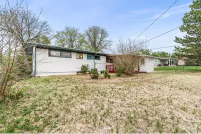 1806 Mackenzie Rd, Pueblo, CO 81001 - Photo 30