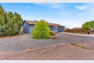 311 E Bond Dr, Pueblo, CO 81007 - Photo 2