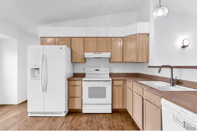 311 E Bond Dr, Pueblo, CO 81007 - Photo 8