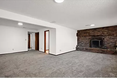 208 Starlite Dr, Pueblo, CO 81005 - Photo 30