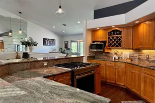 200 Bridle Trail, Pueblo, CO 81005 - Photo 10
