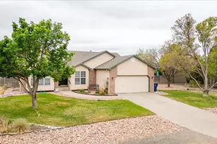 106 S Golfwood Dr W, Pueblo West, CO 81007 - Photo 52