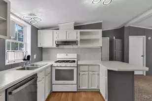 708 Santa Clara Ave, Pueblo, CO 81005 - Photo 8