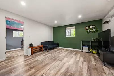 117 Seeley, La Junta, CO 81050 - Photo 4
