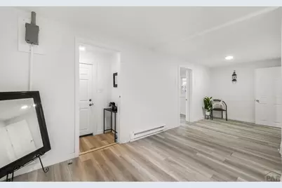 1030 Pine St, Pueblo, CO 81004 - Photo 40
