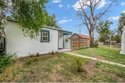 1030 Pine St, Pueblo, CO 81004 - Photo 38