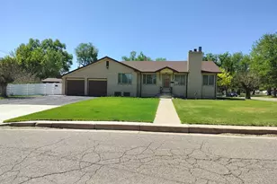 518 W 25th St, Pueblo, CO 81003 - Photo 36