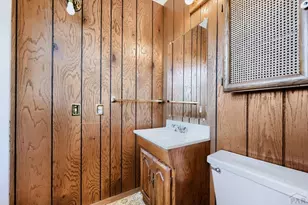 2032 Ridgewood Ln, Pueblo, CO 81005 - Photo 10