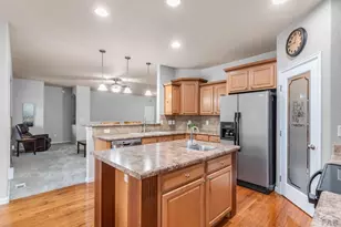 3313 Lions Pride Ln, Pueblo, CO 81005 - Photo 10