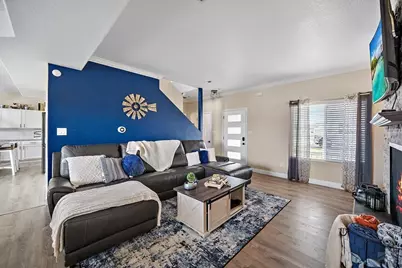 689 N McCulloch Blvd, Pueblo West, CO 81007 - Photo 4