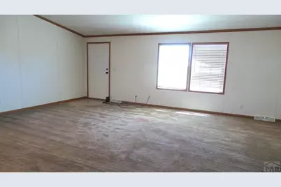 802 W 2nd St, Walsenburg, CO 81089 - Photo 6
