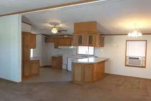 802 W 2nd St, Walsenburg, CO 81089 - Photo 4