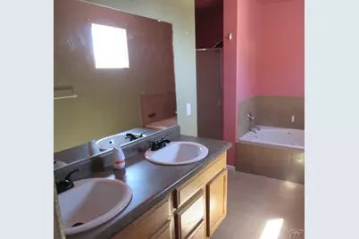 4218 Widener St, Pueblo, CO 81008 - Photo 10