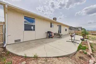 221 W Bywood Dr, Pueblo West, CO 81007 - Photo 34