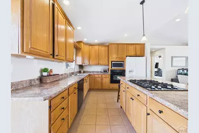 221 W Bywood Dr, Pueblo West, CO 81007 - Photo 16