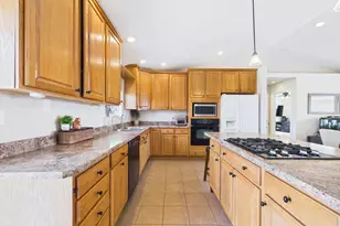 221 W Bywood Dr, Pueblo West, CO 81007 - Photo 16