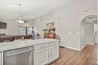 932 Pinecrest Dr, Pueblo, CO 81005 - Photo 12
