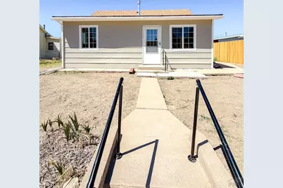 809 W 4th St, La Junta, CO 81050 - Photo 2