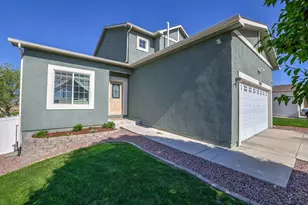 2205 Highland Ave, Pueblo, CO 81004 - Photo 6