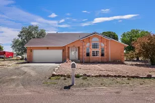 148 S Hacienda Del Sol Dr, Pueblo West, CO 81007 - Photo 2