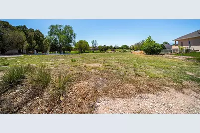 558 W Golfwood Dr, Pueblo West, CO 81007 - Photo 10