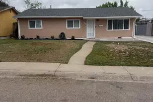 23 Macgregor Rd, Pueblo, CO 81001 - Photo 2