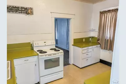 222 Cimarron, La Junta, CO 81050 - Photo 4