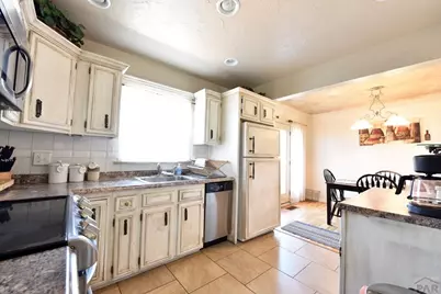 2117 Wyoming Ave, Pueblo, CO 81004 - Photo 10