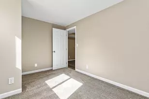 1814 Lark Bunting Ln, Pueblo, CO 81001 - Photo 32