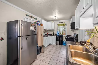 418 W 10th St, Pueblo, CO 81003 - Photo 12