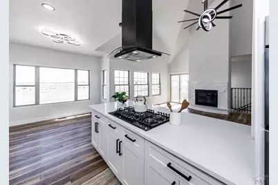 1120 Newton Rd, Pueblo, CO 81005 - Photo 8