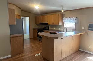 3016 Ridgeview Pl, Pueblo, CO 81003 - Photo 10