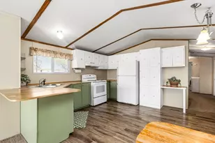 2929 Applewood Dr, Colorado City, CO 81019 - Photo 4