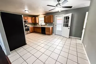 1803 Brimmer St, Pueblo, CO 81005 - Photo 12
