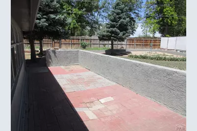 1629 Englewood Dr, Pueblo, CO 81005 - Photo 24