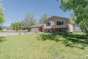 29475 Hardin Rd, Pueblo, CO 81006 - Photo 2