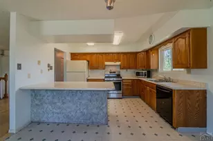 29475 Hardin Rd, Pueblo, CO 81006 - Photo 10