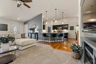 5114 Lynn Meadows Dr, Pueblo, CO 81005 - Photo 4