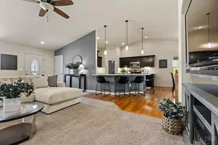 5114 Lynn Meadows Dr, Pueblo, CO 81005 - Photo 4