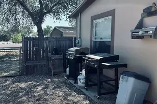 2137 W 20th St, Pueblo, CO 81003 - Photo 8