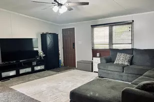 2137 W 20th St, Pueblo, CO 81003 - Photo 10