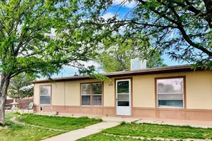 2137 W 20th St, Pueblo, CO 81003 - Photo 2
