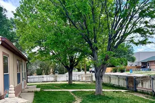 2137 W 20th St, Pueblo, CO 81003 - Photo 4