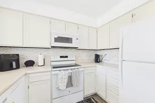 4100 Woodside Ln, Pueblo, CO 81008 - Photo 10