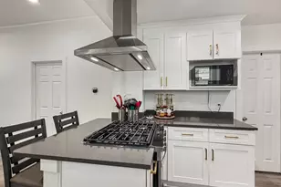 1528 E Routt Ave, Pueblo, CO 81004 - Photo 8
