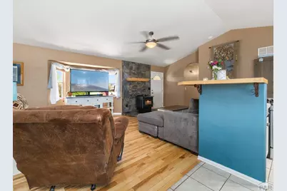 675 E McClave Dr, Pueblo, CO 81007 - Photo 6