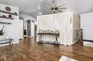 18 Swift Arrow Ct, Pueblo, CO 81001 - Photo 4